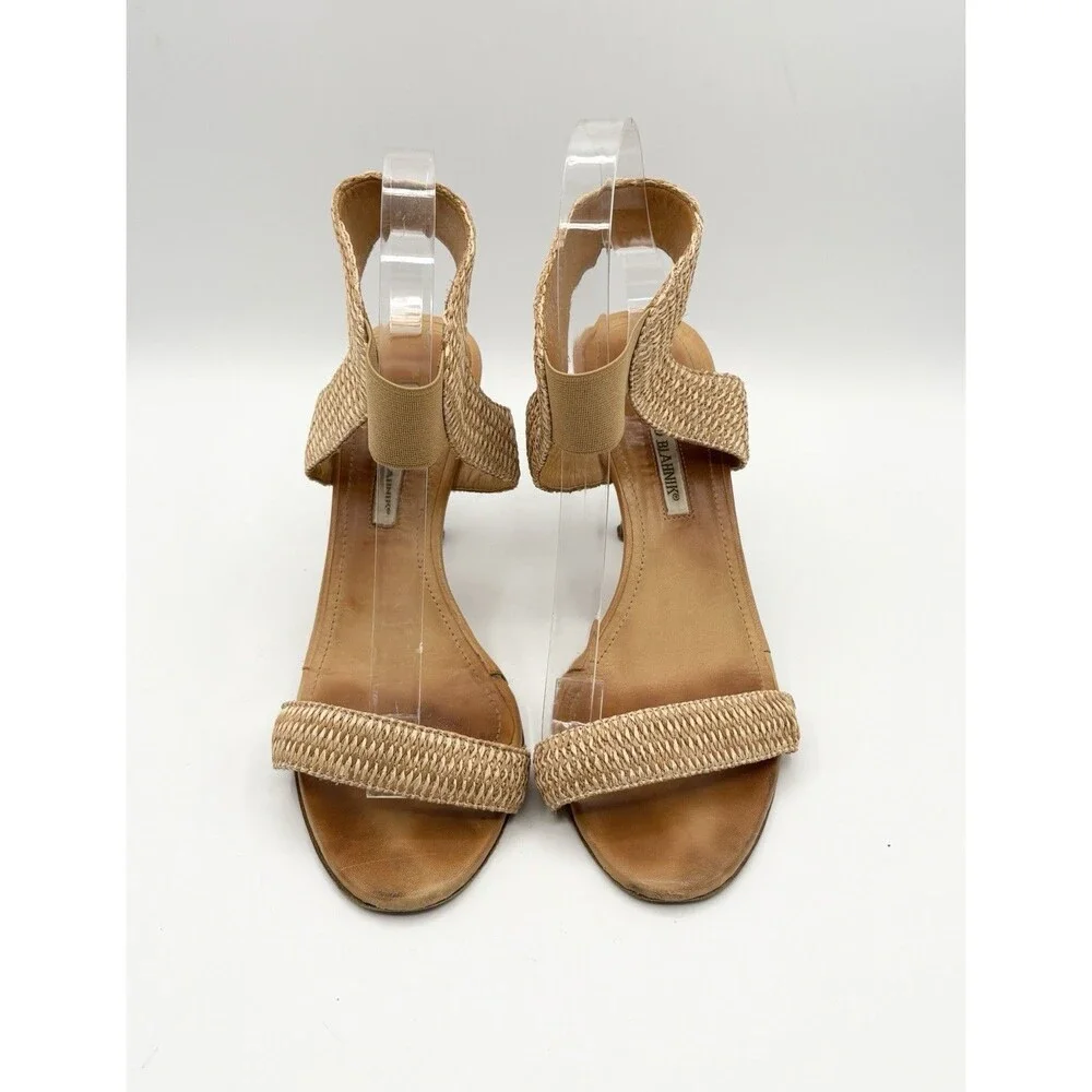 Manolo Blahnik manolo blahnik
